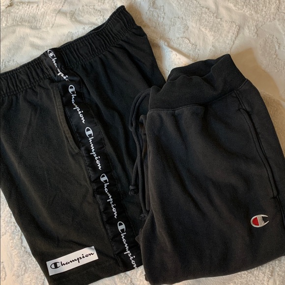 Men’s Champion pair size Medium - Picture 1 of 7
